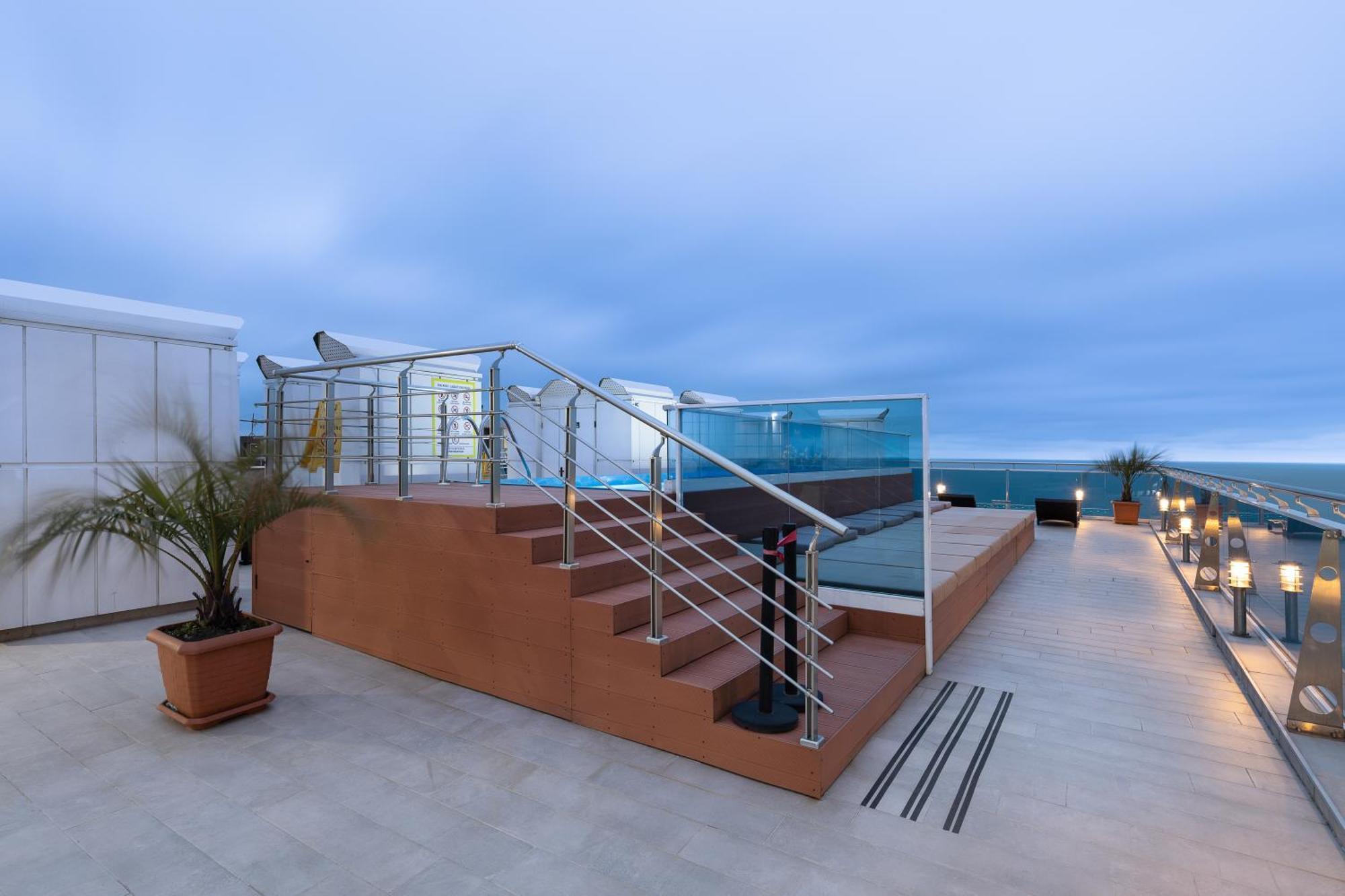 Sunrise Residence Batumi Exterior foto
